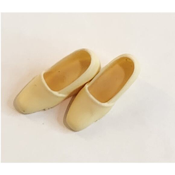 Vintage‎ Barbie Doll Shoes - Classic Yellow Heels & Wedges - Mattel 1960s-1980s - Picture 3 of 7